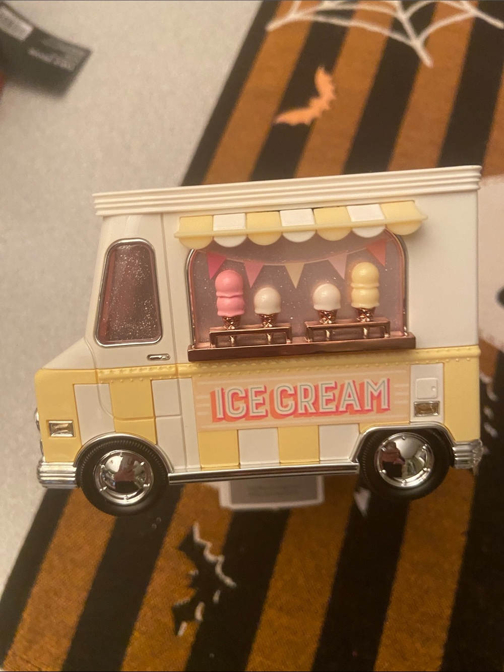 Ice Cream Truck Yellow and white wallflower projector